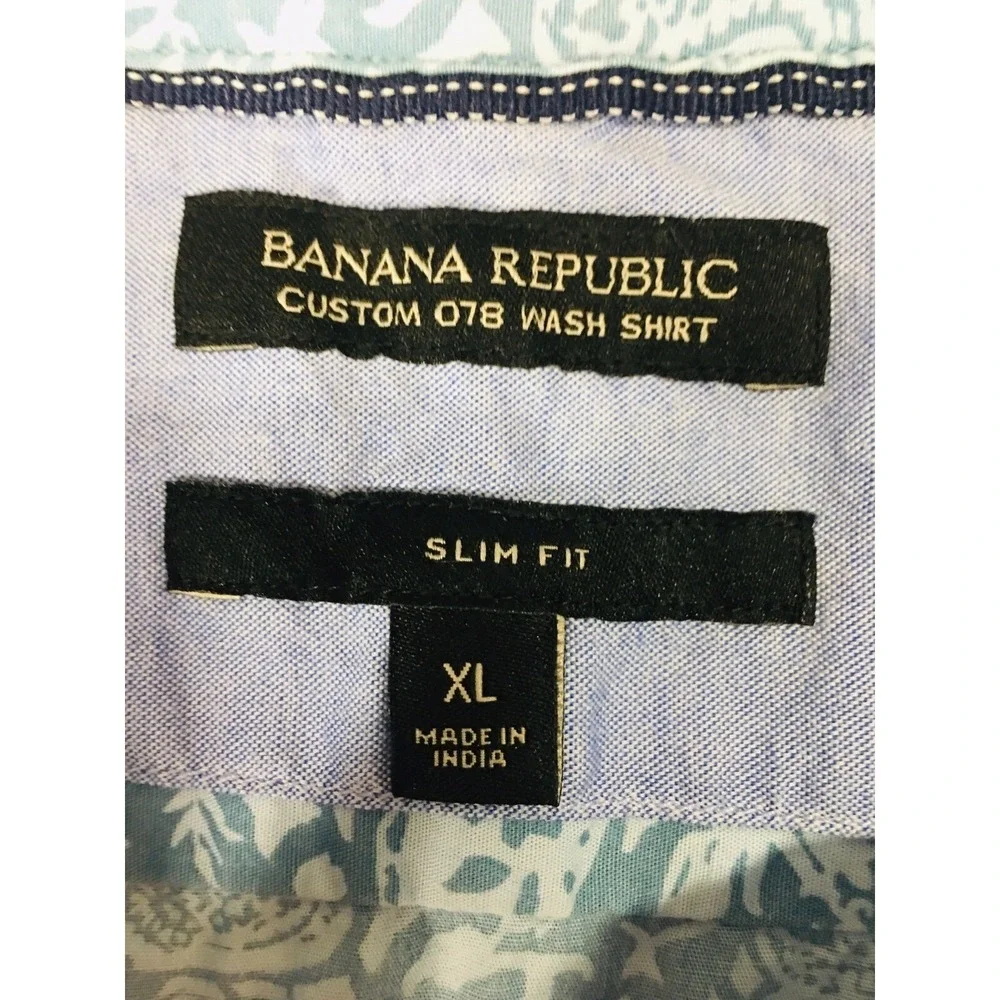 Banana Republic Mens Dress Shirt Blue Paisley Button Down Two Button Cuff‎ NEW